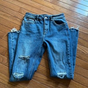 Fashion Nova Ripped skinny jeans